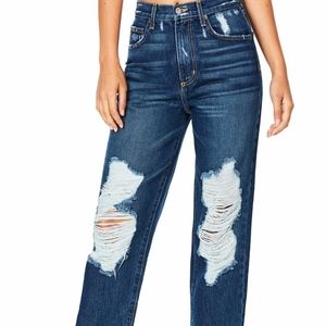 NEW WITH TAGS CARMAR LF STORES JEANS
